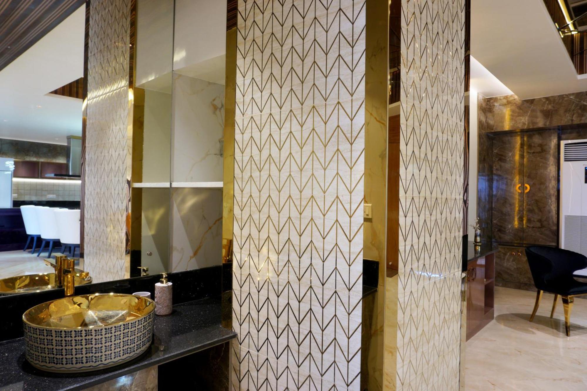 The Pentouz On 100 Feet Road Indiranagar - An Urban Luxury Retreat Apartman Bengaluru Kültér fotó
