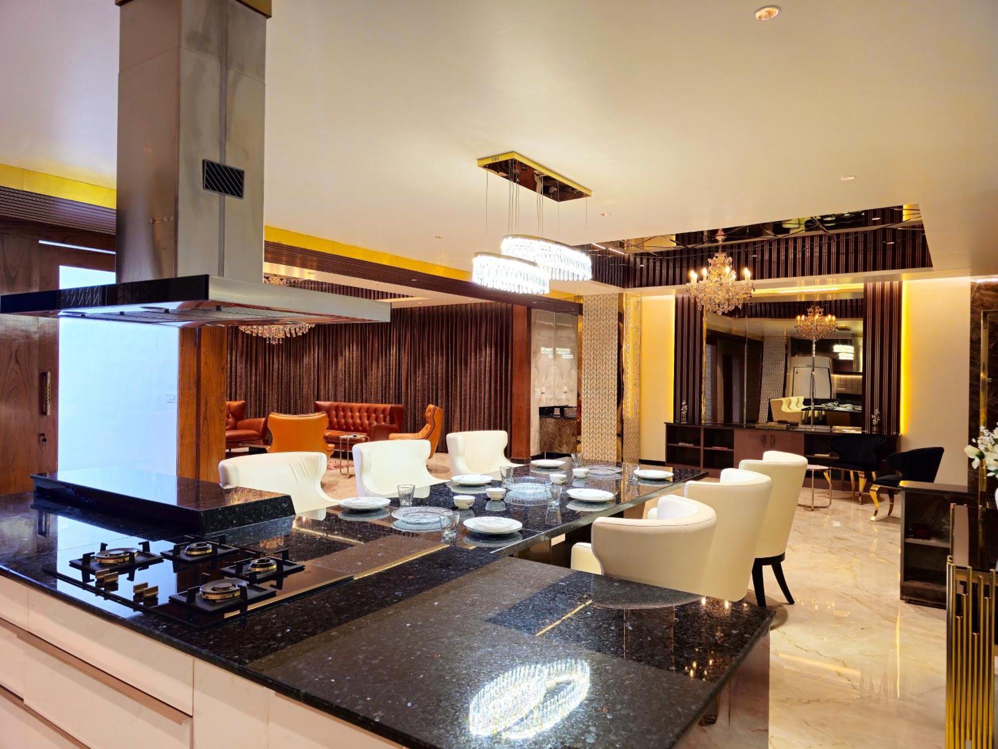The Pentouz On 100 Feet Road Indiranagar - An Urban Luxury Retreat Apartman Bengaluru Kültér fotó