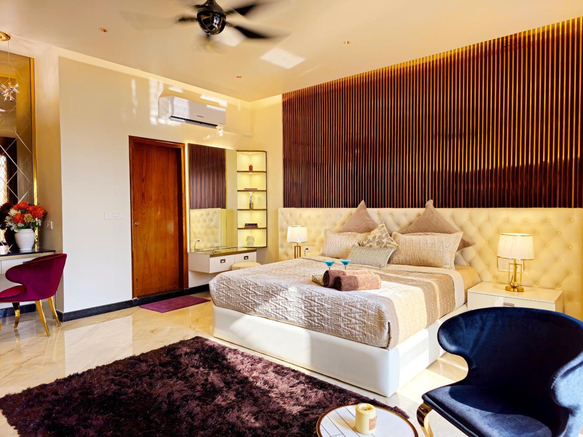 The Pentouz On 100 Feet Road Indiranagar - An Urban Luxury Retreat Apartman Bengaluru Kültér fotó