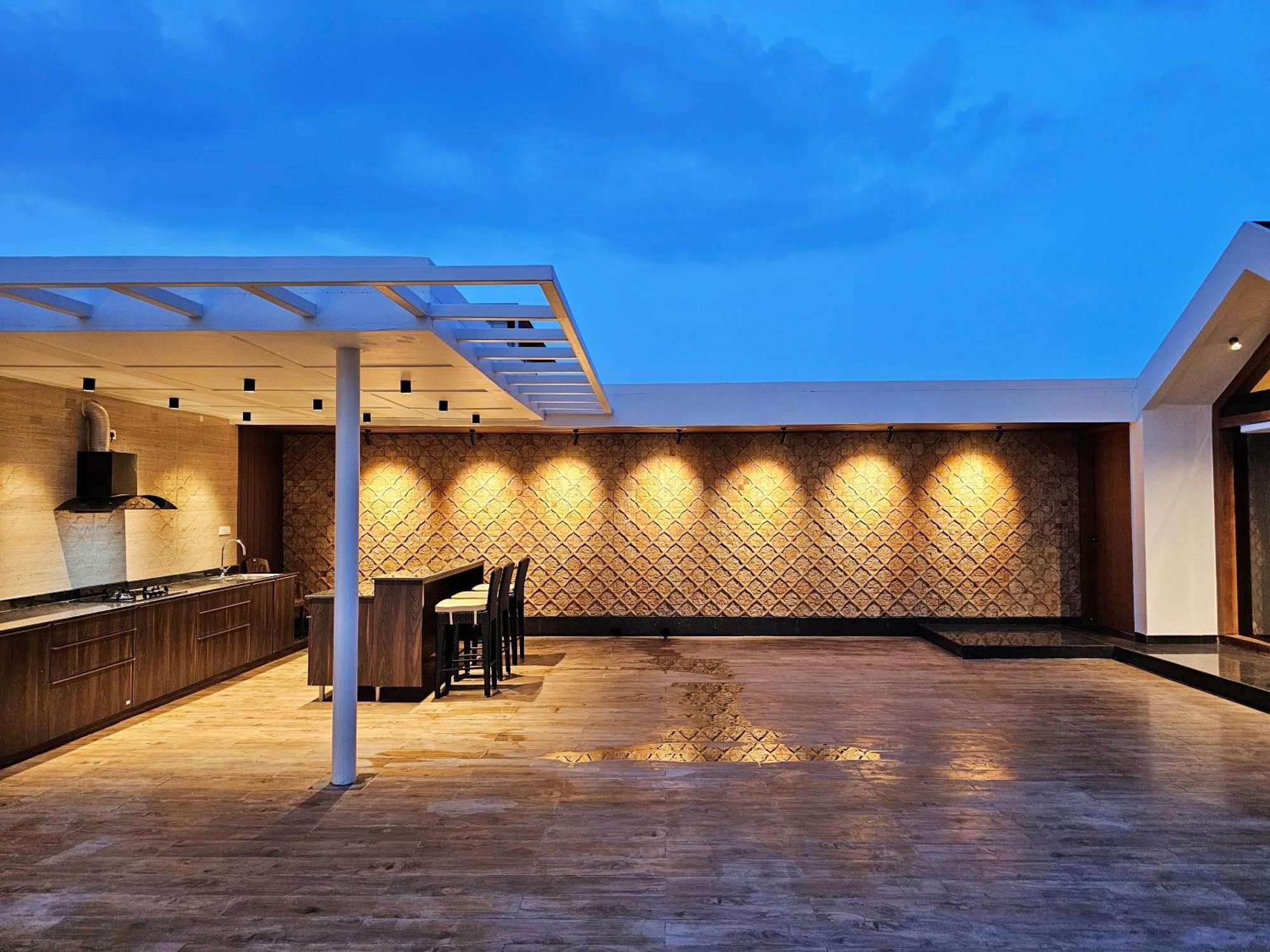 The Pentouz On 100 Feet Road Indiranagar - An Urban Luxury Retreat Apartman Bengaluru Kültér fotó